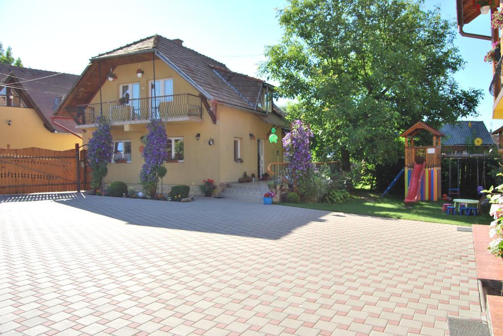 Pensiunea Soare Si Luna Praid Exterior foto